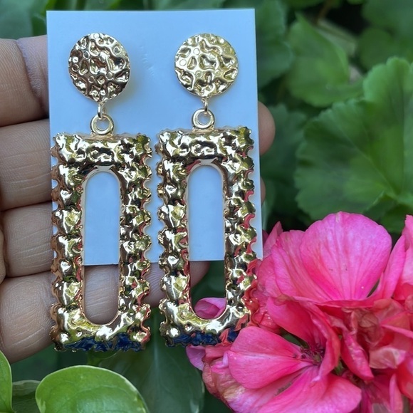 Gold Rectangle Door Knocker Earrings - Picture 15 of 16